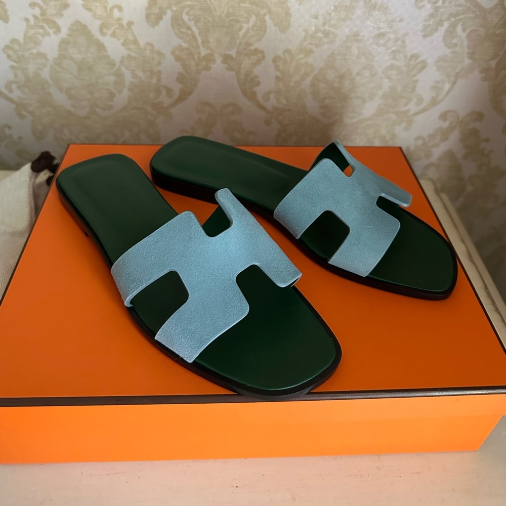 Hermes Oran sandal